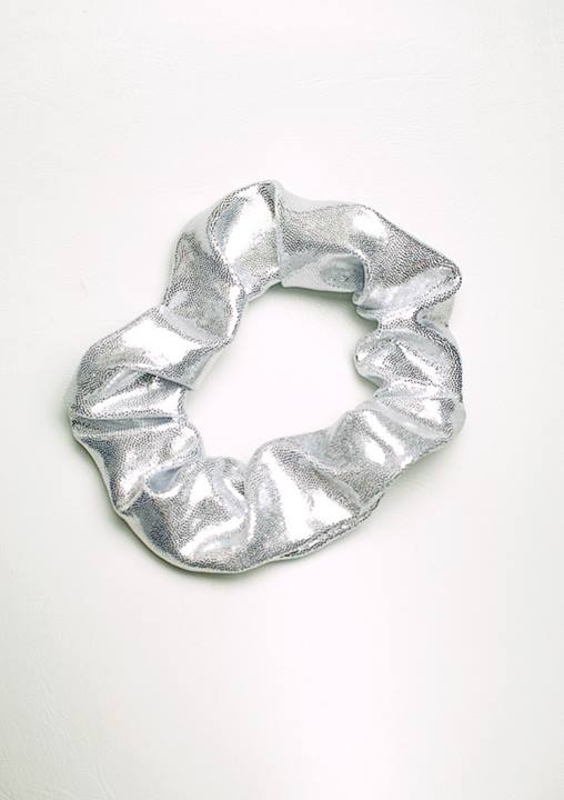 Haarwokkel wetlook zilver